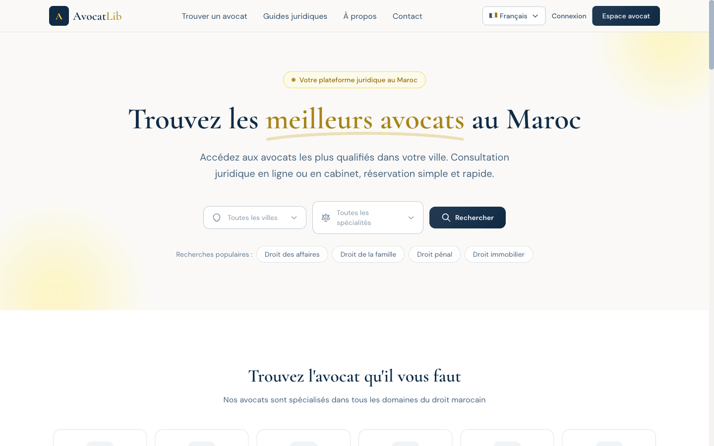 AvocatLib - Annuaire complet des avocats au Maroc. Recherche par ville, spécialité et nom. Plateforme bilingue arabe/français avec fiches détaillées.